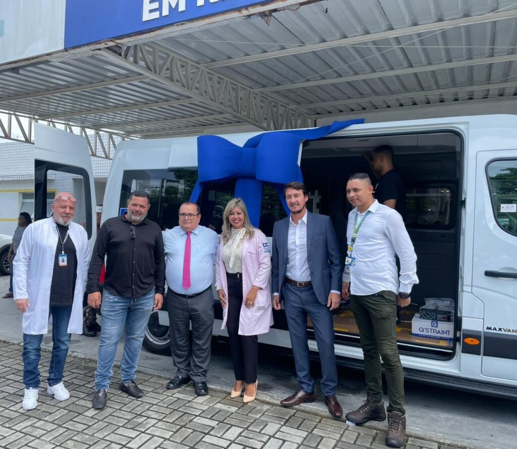 SUPERVIA ENTREGA VEÍCULO ADAPTADO PARA TRANSPORTE DE PACIENTES DO CER IV