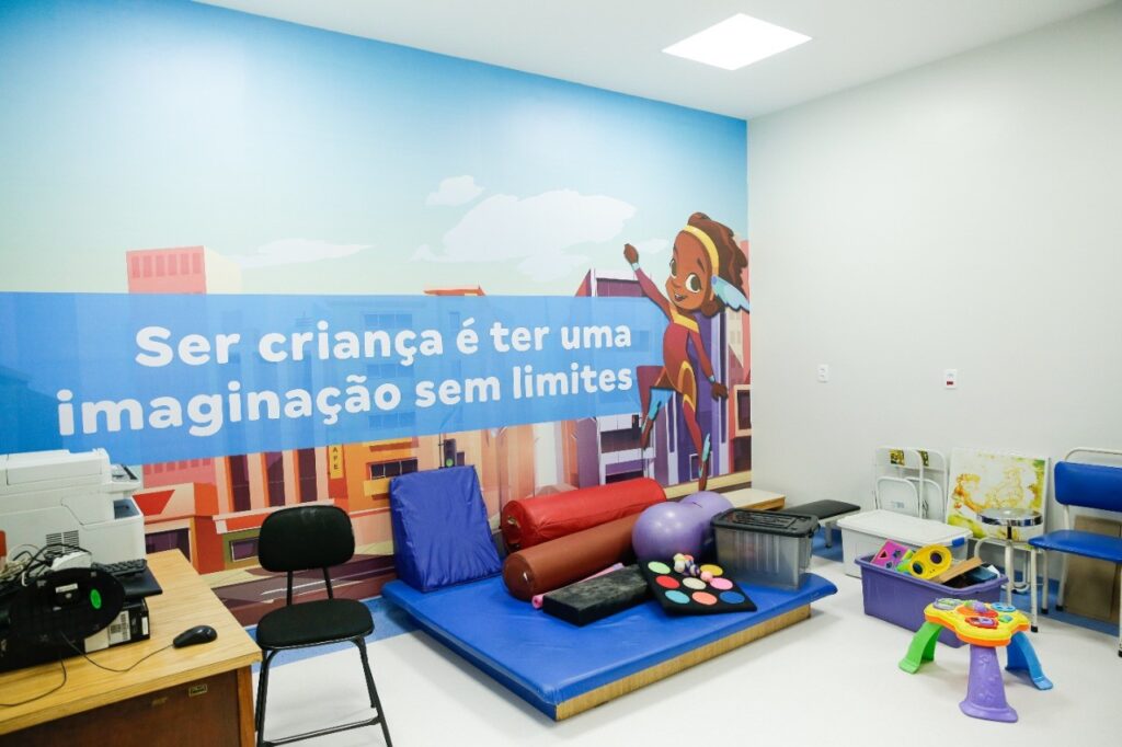 INAUGURAÇÃO DA NOVA ALA DE PEDIATRIA, LEITOS DE CTI E ENTREGA DE AMBULÂNCIAS NO HOSPITAL ADÃO PEREIRA NUNES