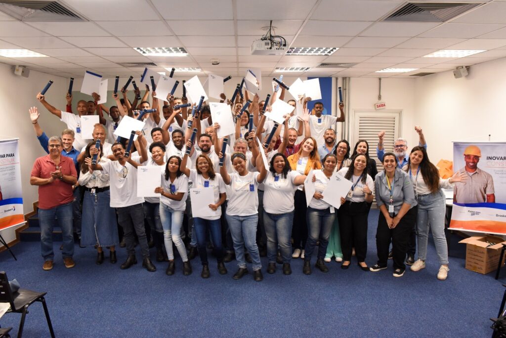 Programa Inovar para Construir capacita moradores de Duque de Caxias