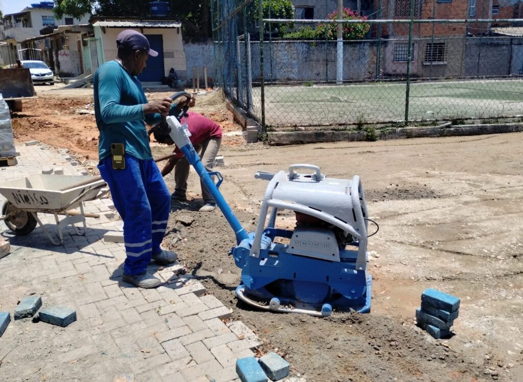 CALÇADA DA AVENIDA GOMES FREIRE, NO PANTANAL, vai se transformar em parque linear