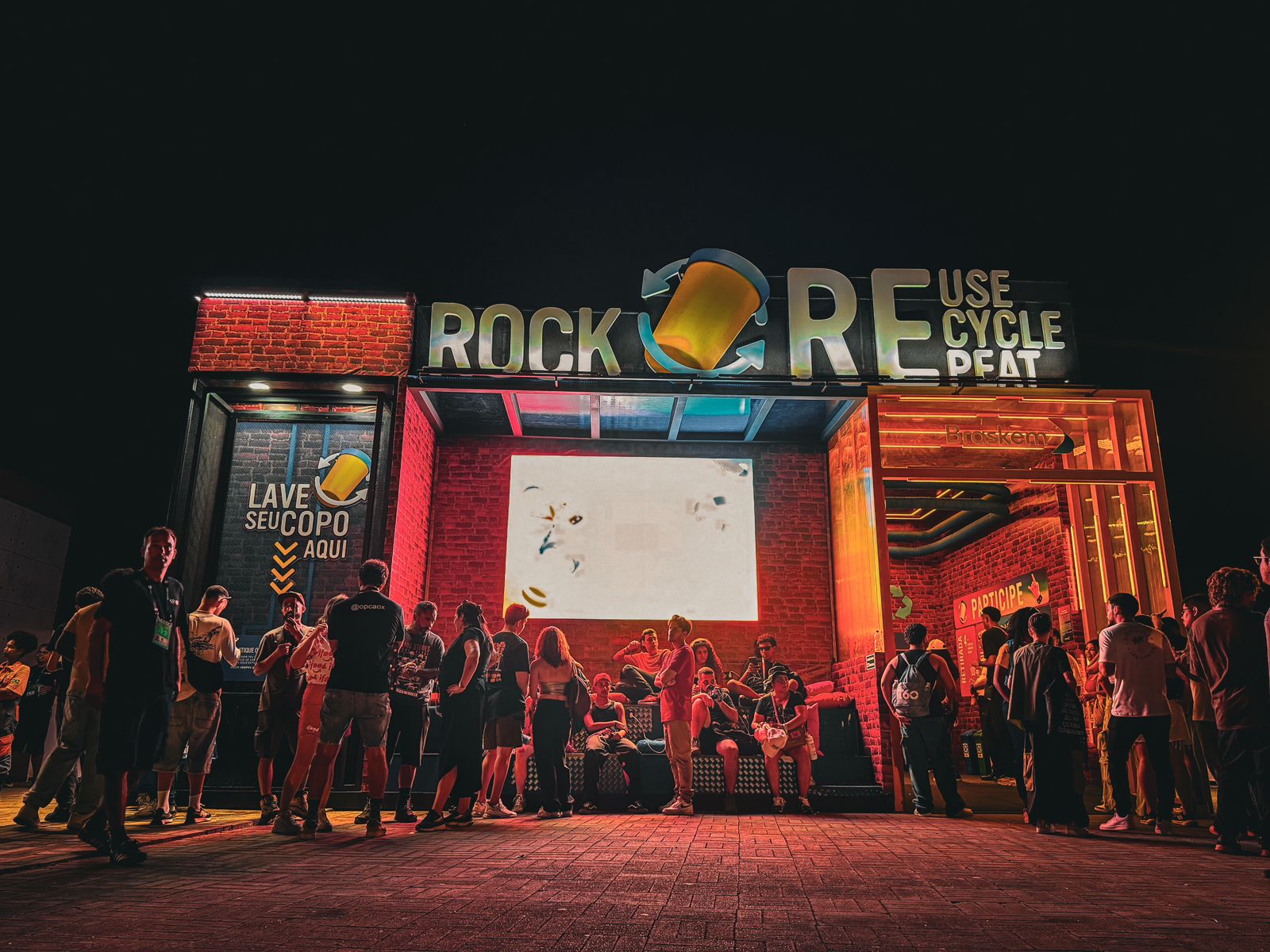 Ações da Braskem incentivam consumo consciente e descarte correto dos resíduos plásticos no Rock in Rio