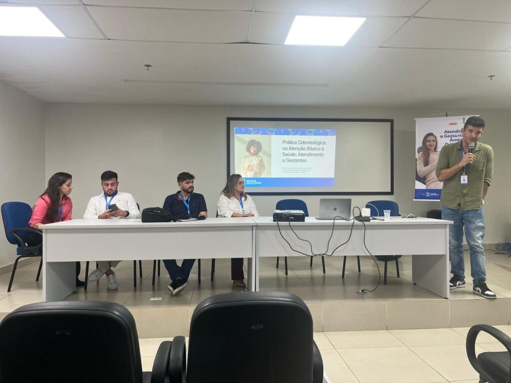 SAÚDE BUCAL DE PACIENTES GESTANTES É TEMA DE ENCONTRO EM DUQUE DE CAXIAS