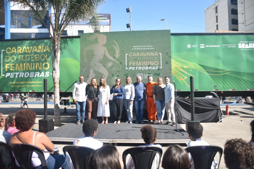 DUQUE DE CAXIAS É A PRIMEIRA CIDADE A RECEBER A CARAVANA DO FUTEBOL FEMININO PETROBRAS