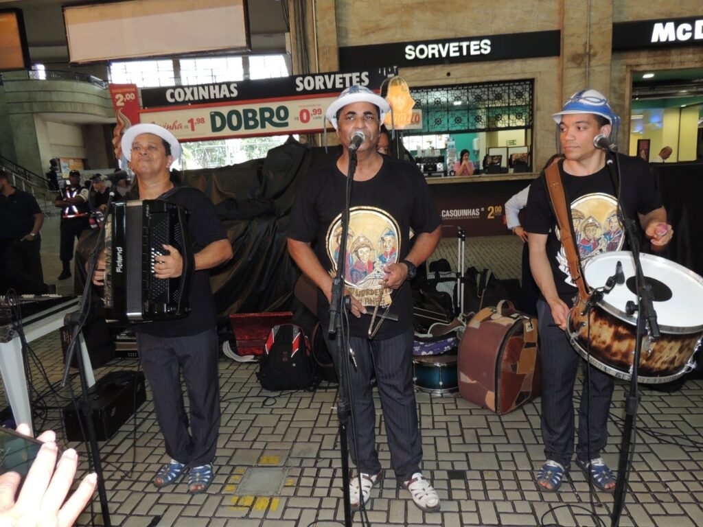 TREM DO FORRÓ DESEMBARCA NA ESTAÇÃO DE DUQUE DE CAXIAS NESTE FINAL DE SEMANA
