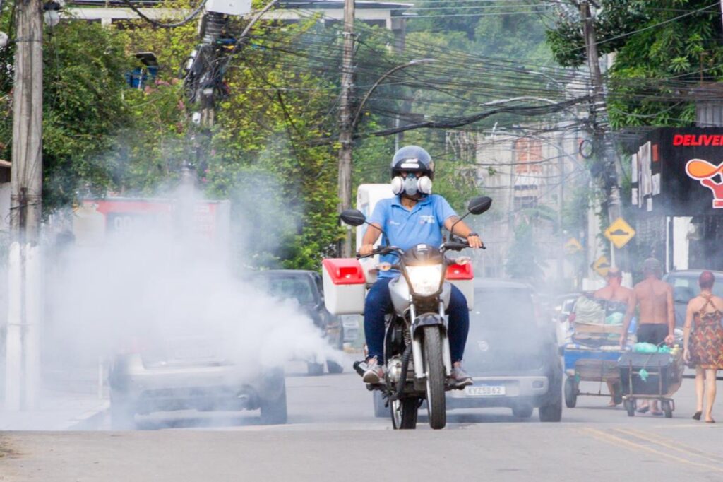 CONFIRA AS AÇÕES PROGRAMADAS PARA O MÊS DE AGOSTO COM VACINAÇÃO ANTIRRÁBICA E COMBATE À DENGUE EM DUQUE DE CAXIAS
