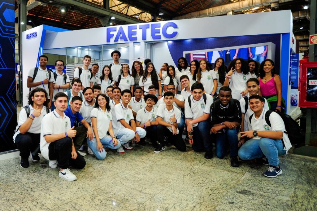 Rede Faetec apresenta projetos inovadores na Rio Innovation Week 2025