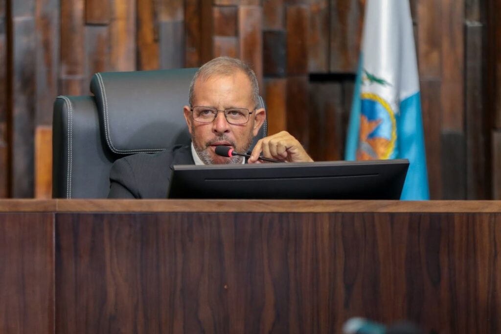 PRESIDENTE DA ALERJ PROPÕE HOMENAGEM À BIÓLOGA TATIANA SAMPAIO QUE DESENVOLVEU A POLILAMININA