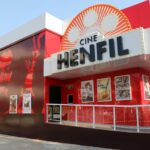 Fachada do Cine Henfil, equipamento cultural da Prefeitura de Maricá que recebe festivais de cinema com sessões gratuitas.