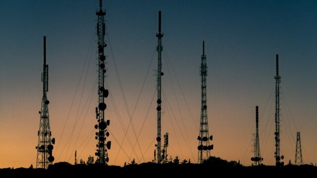 Como conferir a cobertura de celular na Baixada antes de trocar de operadora