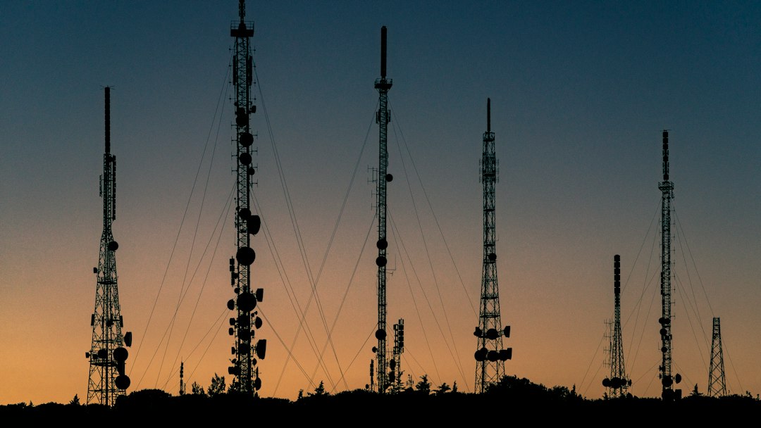 Como conferir a cobertura de celular na Baixada antes de trocar de operadora